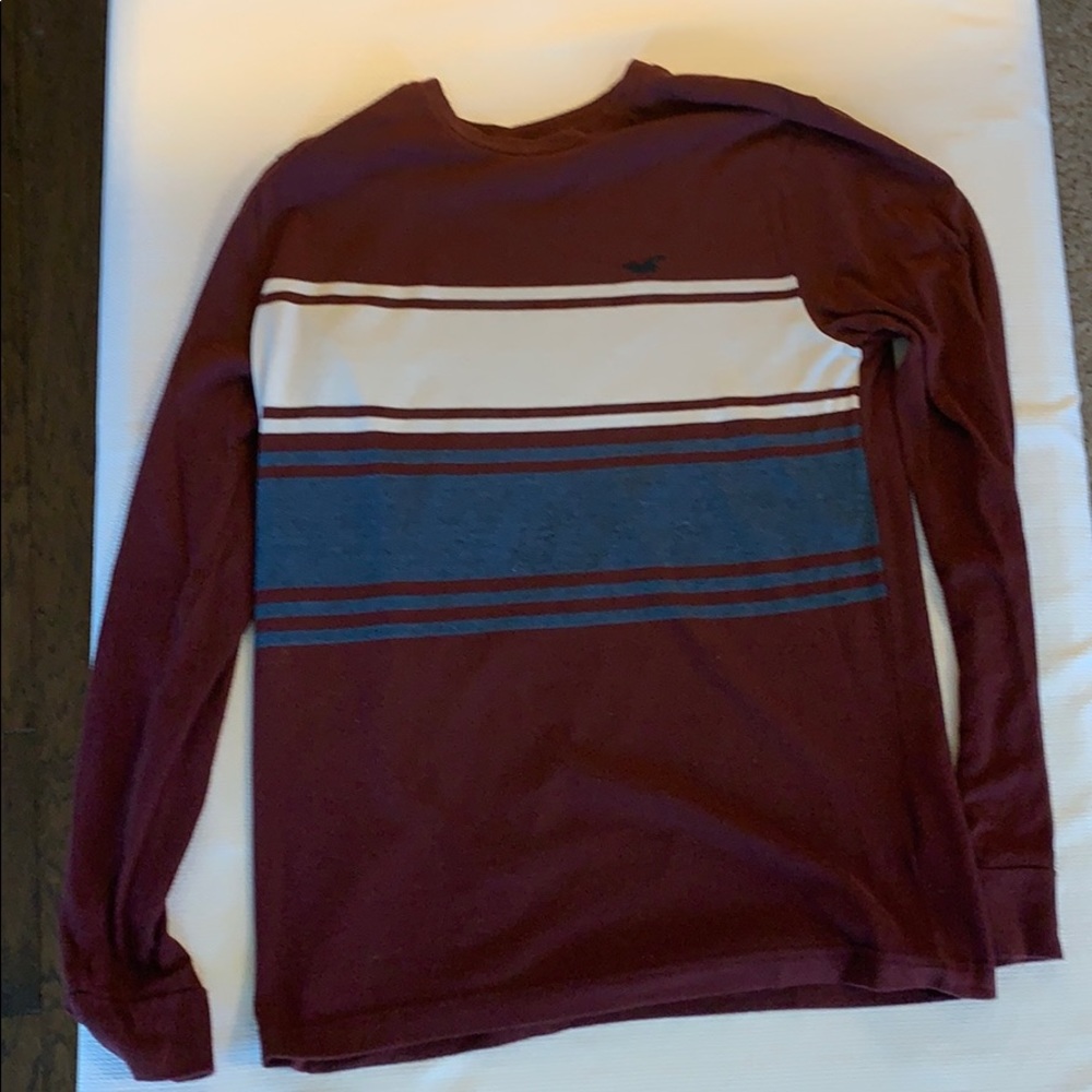 Hollister Men’s long sleeve shirt- Medium